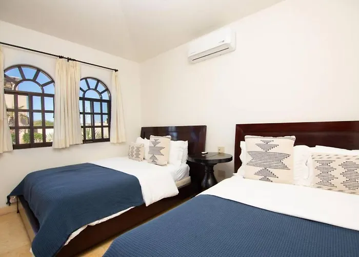 Casa Kash Beautiful 4 Bedroom Beachfront Hotel San Jose del Cabo