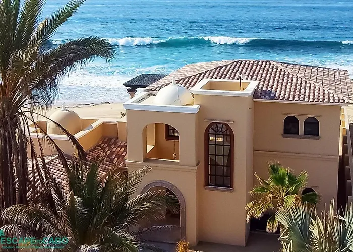 Casa Kash Beautiful 4 Bedroom Beachfront *